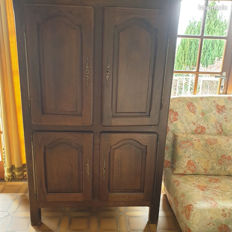 Meuble TV Chêne masssif 4 portes (image 1)
