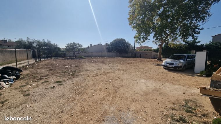 Terrain 620 m² La Fare-les-Oliviers