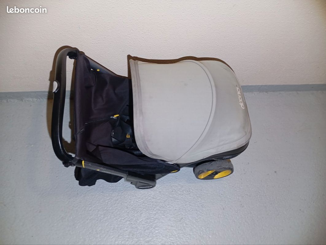 Poussette Doona et isofix (image 1)
