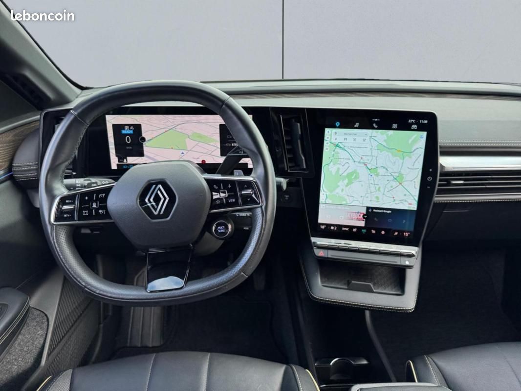 Renault Mégane E-TECH EV60 220 ch optimum charge Iconic (image 12)