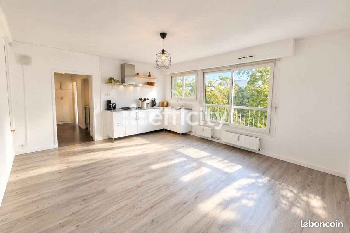Appartement 2 pièces 41 m² · à Paris · 41 m² · 325 000 €