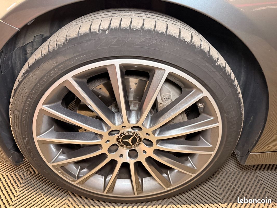 MERCEDES CLASSE C BREAK 300 d 9G-Tronic 4Matic AMG Line - Toit ouvrant - Attelage (image 34)