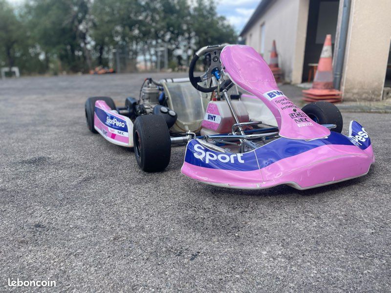 Karting x30 Iame châssis CRG 2022 très bon état (image 2)