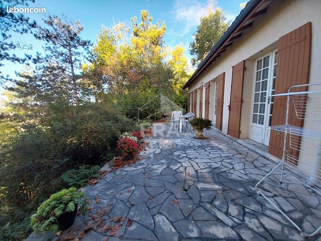 Maison 5 pièces 100 m² · à Saint-Antoine-de-Breuilh · 100 m² · 149 000 €