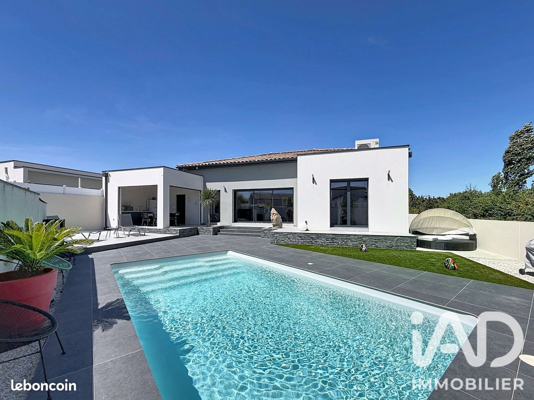 Maison 4 pièces 122 m² · à Magalas · 122 m² · 430 000 €
