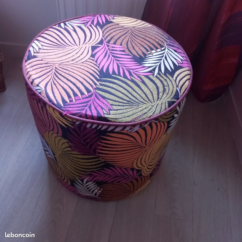 Pouf tissus (image 1)