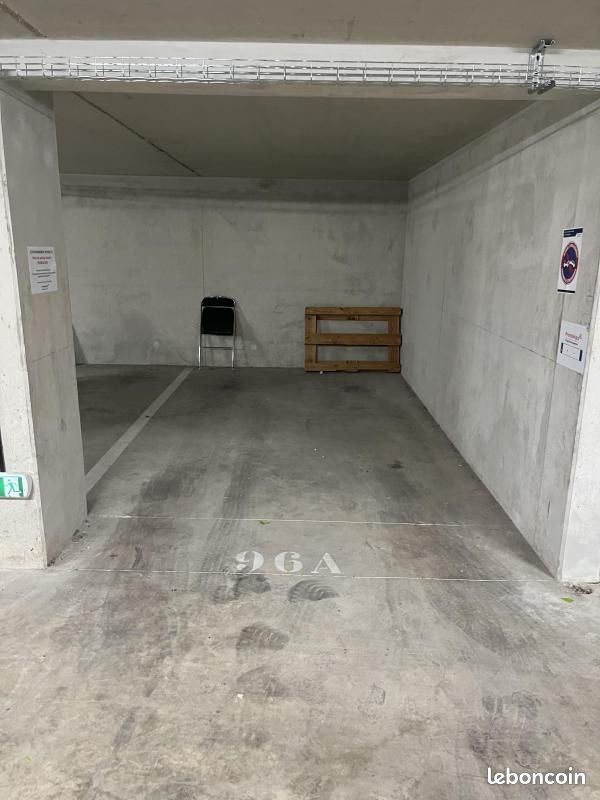 Parking 13 m² · à Castelnau-le-Lez · 13 m² · 69 €/mois