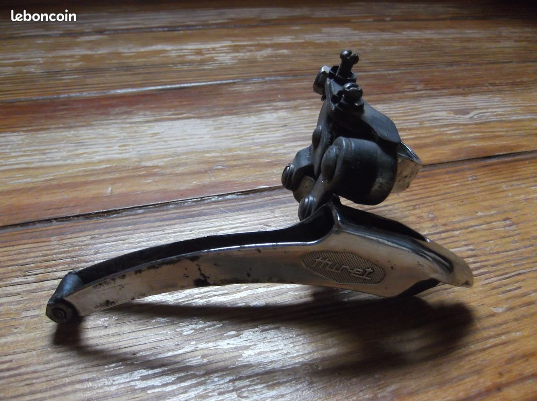 Dérailleur avant vintage Huret 700 dernière version années