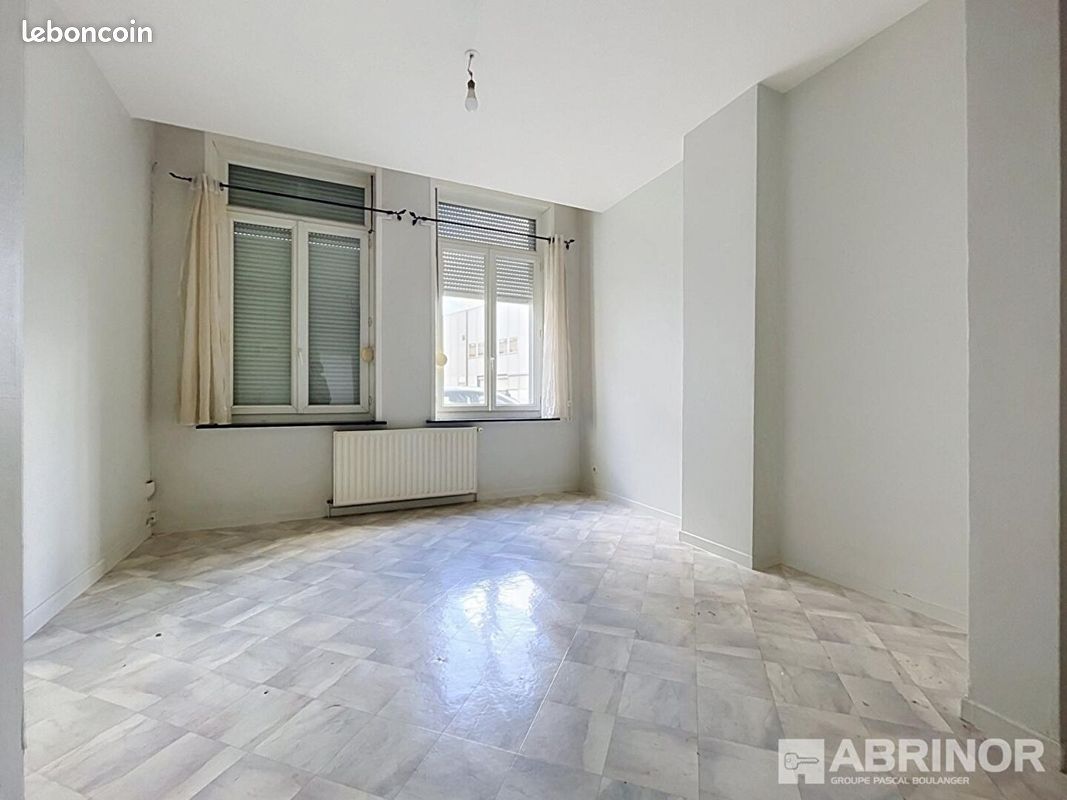 Immeuble 5 pièces 100 m² · à Lille · 100 m² · 405 000 €