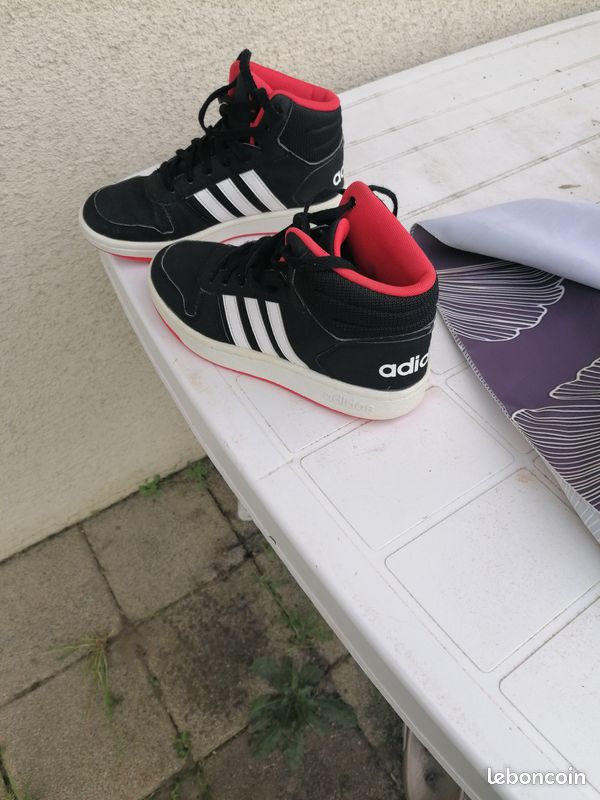 Basket Adidas pointure 36 (image 2)