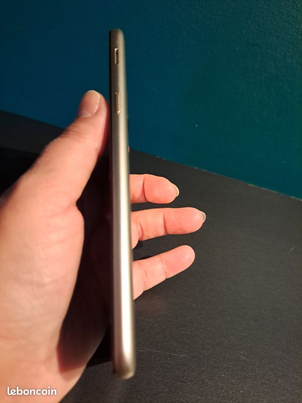 SAMSUNG Galaxy A6 - 32 Go - Doré - Débloqué (image 5)