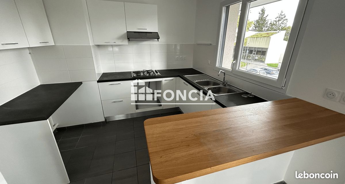 Appartement 3 pièces 76 m² · à Mons-en-Barœul · 76 m² · 889 €/mois