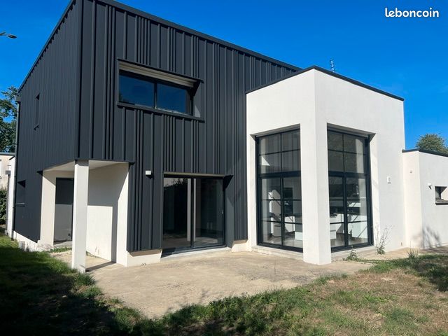 Maison 6 pièces 156 m² · à Noyal-sur-Vilaine · 156 m² · 465 000 €