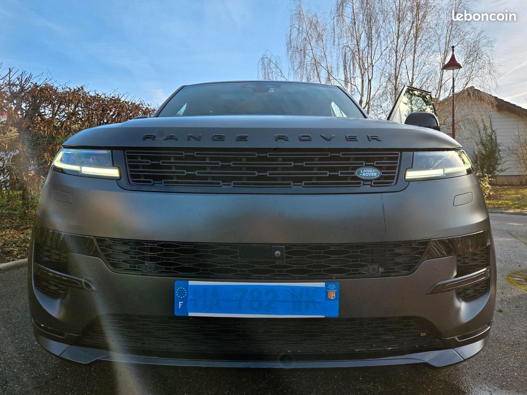 Range Rover V P550 E Autobiography (image 17)