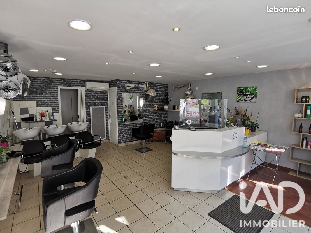 Immeuble 130 m² · à Lorris · 130 m² · 143 000 €