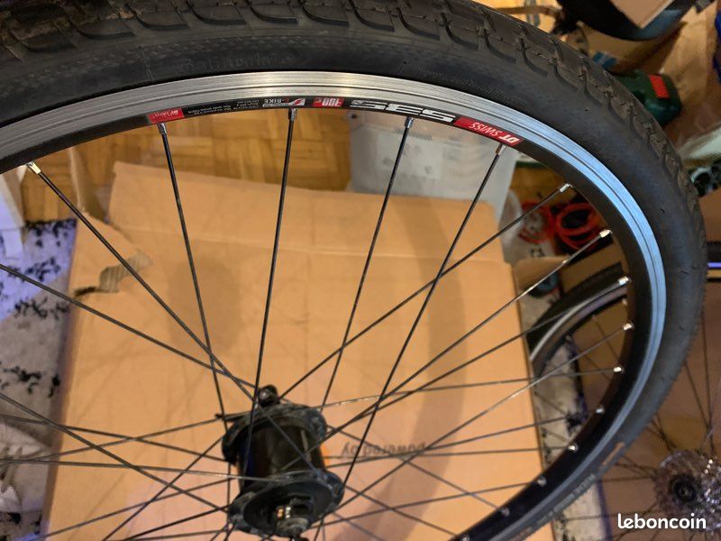 Moyeux Avant DT Swiss 350 – Route, 20 Trous, 100mm, Axe QR, Non Disque (Neuf)
