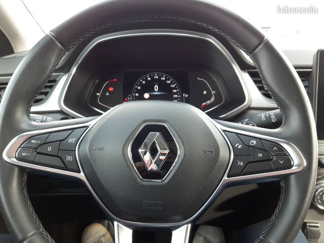 RENAULT Captur Blue dCi 115 EDC Intens (image 18)