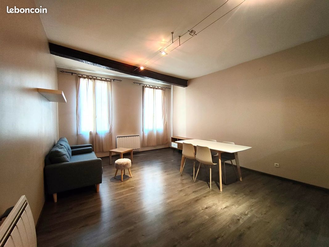 Appartement 2 pièces 52 m² · à Réalmont · 52 m² · 520 €/mois