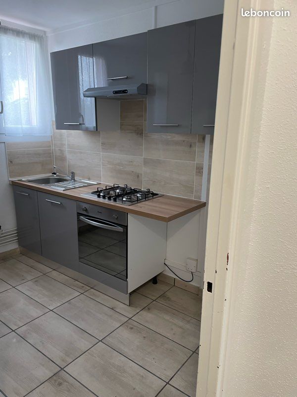 Appartement 3 pièces 53 m² · à Montluçon · 53 m² · 460 €