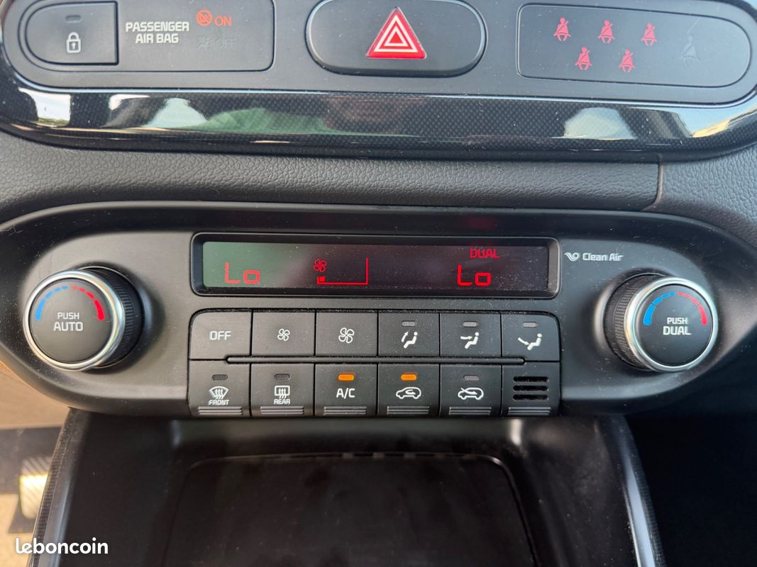 Kia carens 3 1.7 crdi 115ch isg active 7pl (image 15)