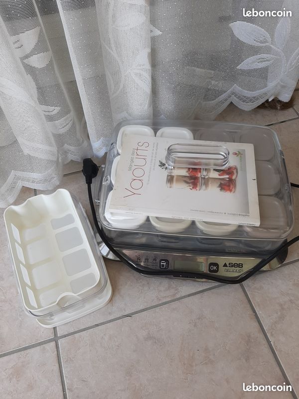 Yaourtière seb délices multi délices 3 programmes un bac fromage blanc 12 pots en verre 12 couvercles un livre de recettes (image 2)