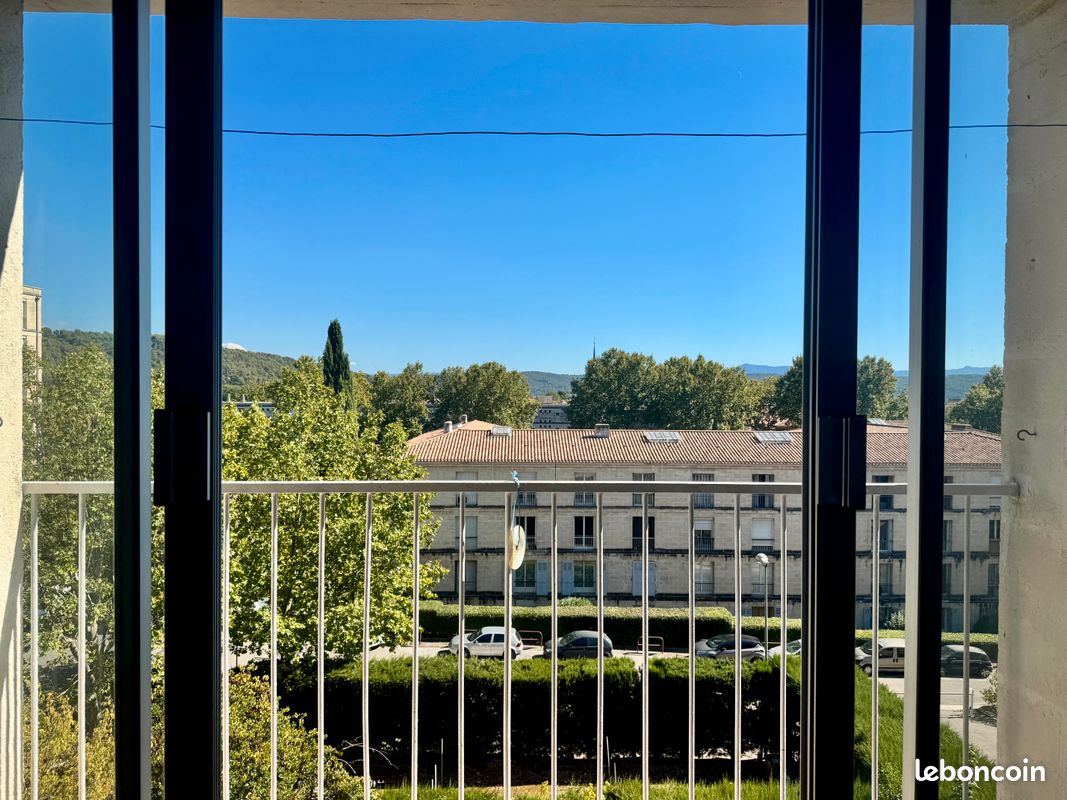 Appartement 4 pièces 62 m² · à Aix-en-Provence · 62 m² · 240 000 €