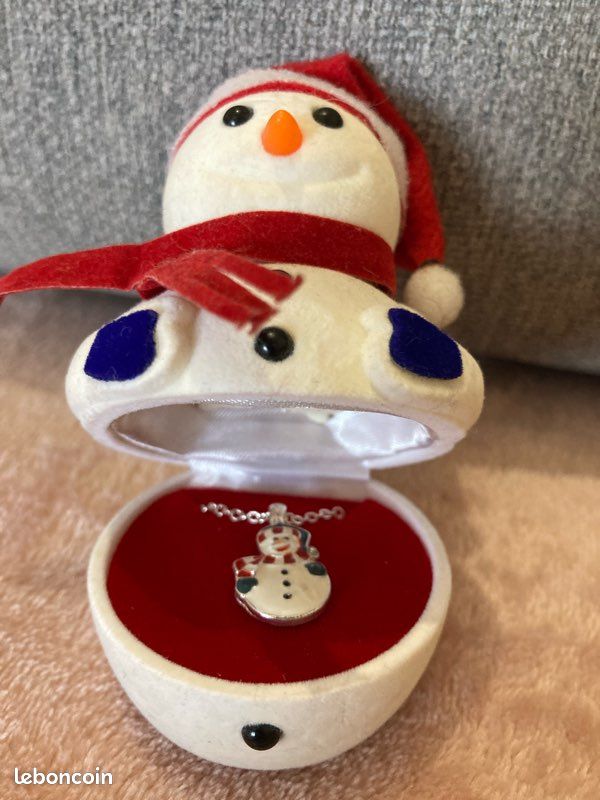 Collier bonhomme de neige dans son écrin bonhomme de neige (image 1)
