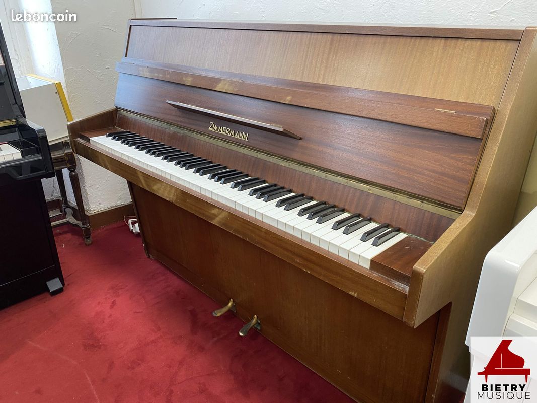 Piano droit Zimmermann modèle 106 N°298504 (image 1)