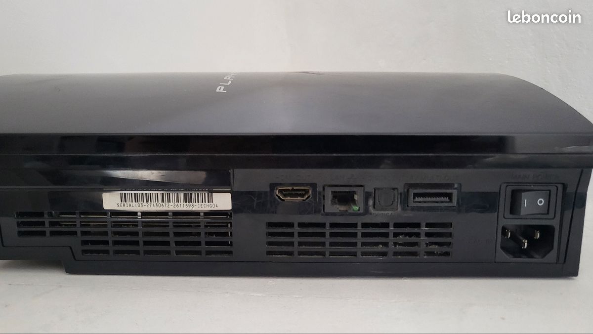 [LIRE L'ANNONCE] Console PlayStation 3 FAT - 40 Go (CECHG04) (image 3)