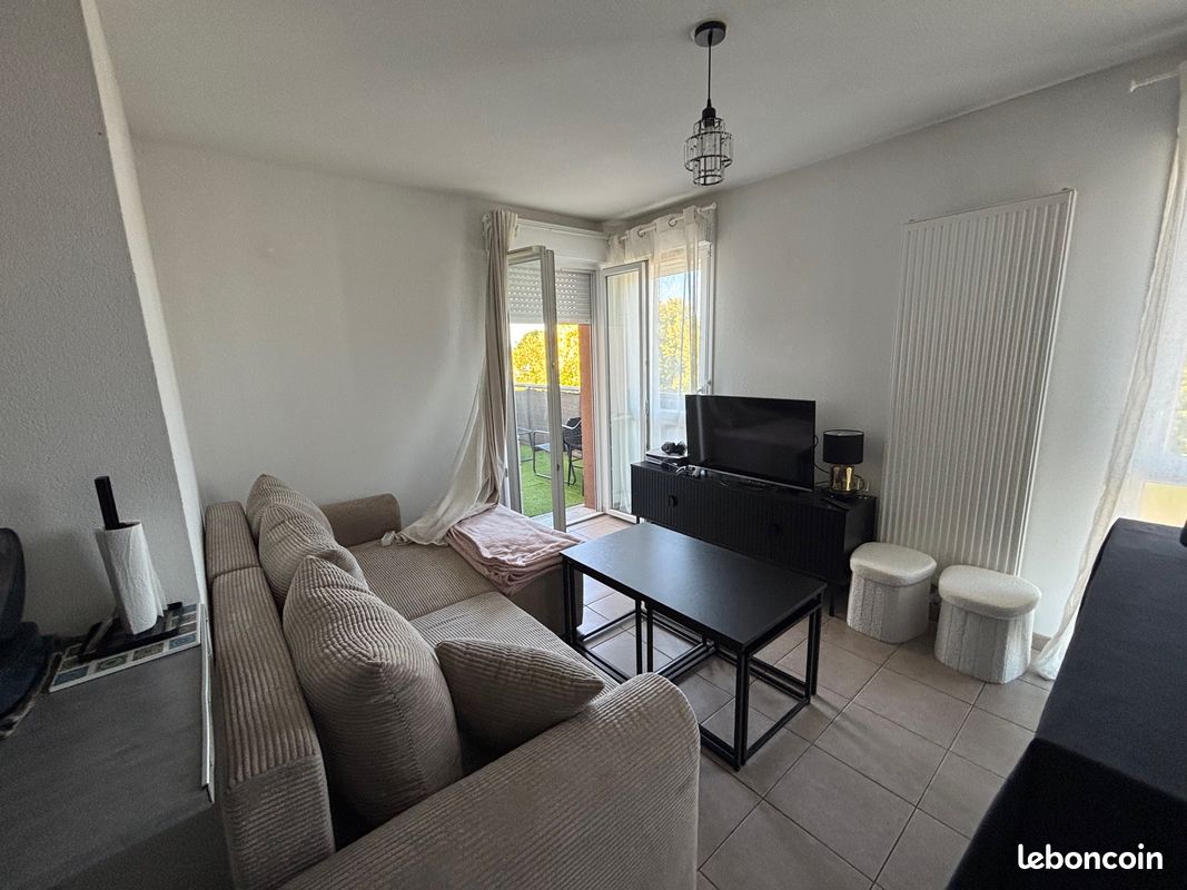 Appartement 3 pièces 57 m² · à Cenon · 57,2 m² · 180 000 €