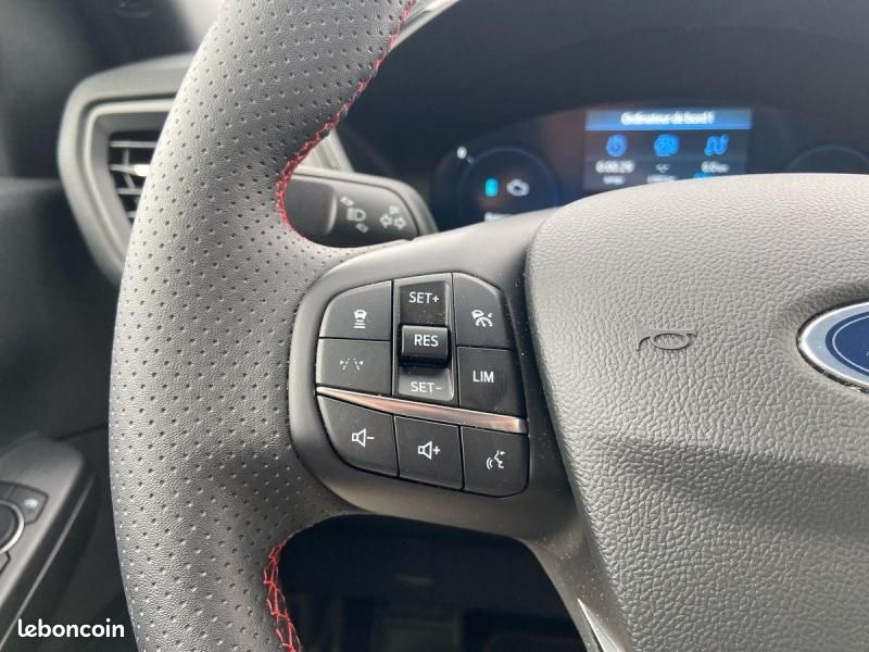 Ford Kuga 2.5 Duratec 180ch Hybrid FlexiFuel E85 ST-Line X Powershift (image 18)