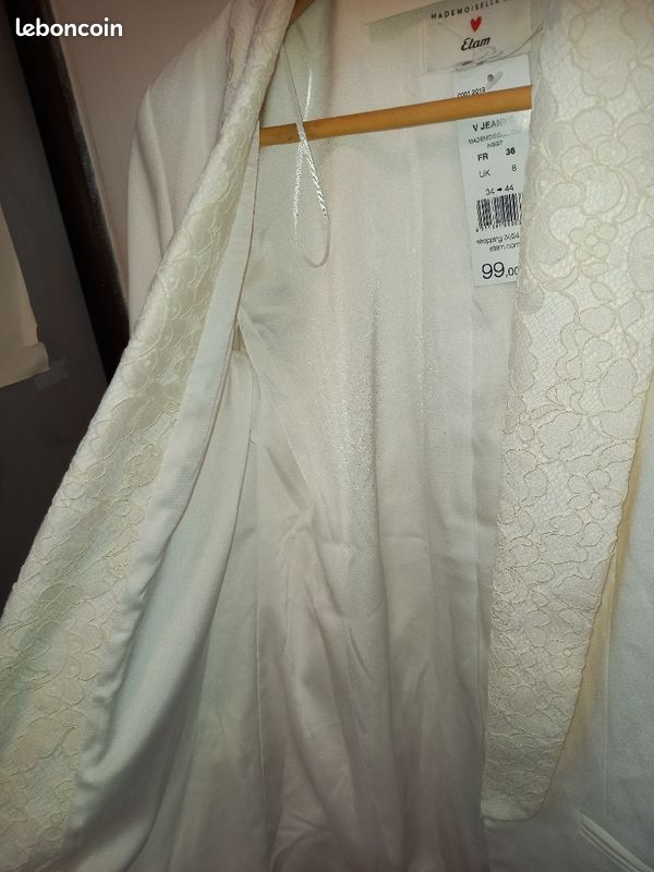 đprix d'origine :99 euros. Blazer etam tulle et dentelle. Neuf jamais portĂ© (image 4)