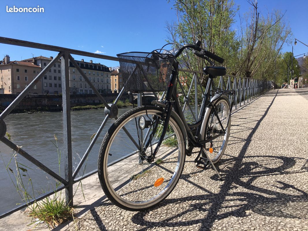 Vélo De Course Vintage Gitane - Vélo Route Ancien - Occasion - À Restaurer Ou Pour Pièces