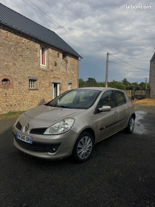 Renault Clio 1.5 dCi Authentique 70 CH - DISTRI OK ✅ EMBRAYAGE NEUF ✅ CT OK ✅ Garantie ✅ (image 1)