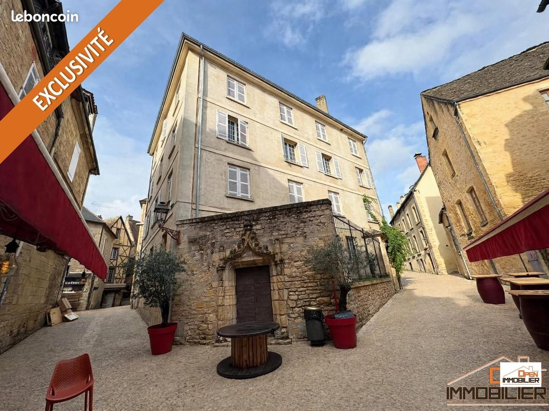 Appartement 3 pièces 61 m² · à Sarlat-la-Canéda · 61 m² · 114 000 €