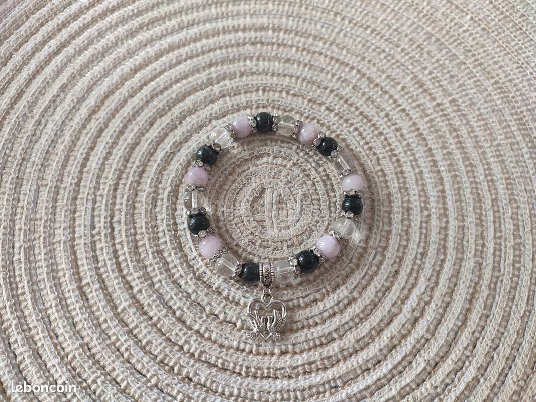 Bracelet en pierre naturelle (image 1)