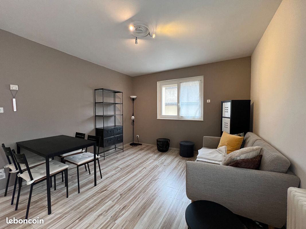 Appartement 2 pièces 40 m² · à Moulins · 40 m² · 520 €/mois