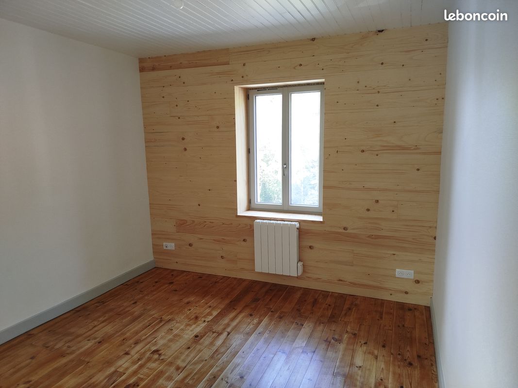 Appartement 4 pièces 92 m² · à Ambert · 92 m² · 695 €/mois