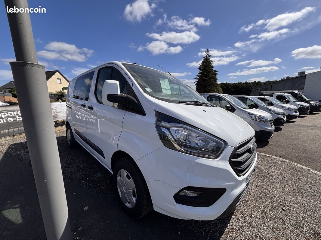 Ford Transit Custom 2.0 ECOB 130 300 L1H1 CAB APP TREND BUS (image 1)