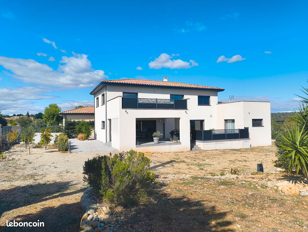 Maison 5 pièces 250 m² · à La Palme · 250 m² · 860 000 €