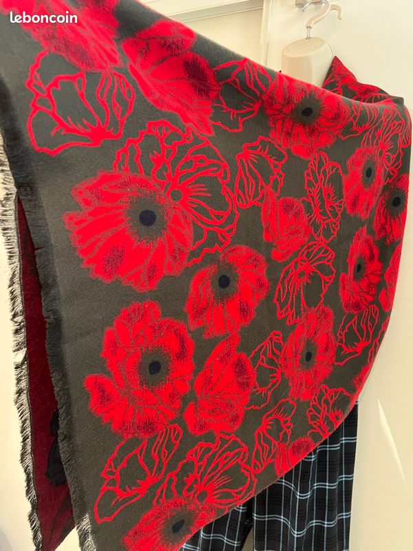 Écharpe Châle, réversible, rouge noir, kaki vert (image 3)
