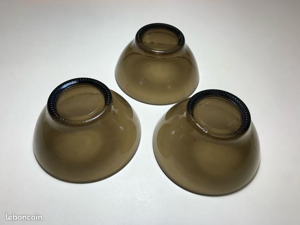 Ensemble de bols en verre ambré Vereco vintage des années 1970 - France