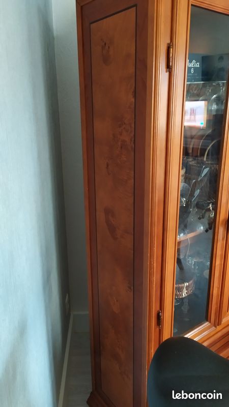 Vitrine (image 2)