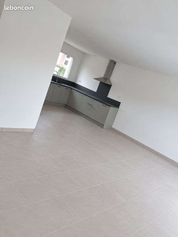 Maison 3 pièces 72 m² · à Livron-sur-Drôme · 71,5 m² · 900 €/mois