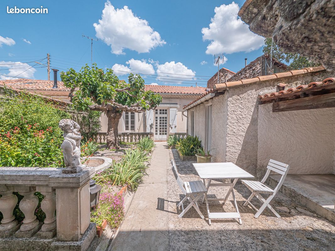 Maison 7 pièces 140 m² · à Nîmes · 140 m² · 430 000 €