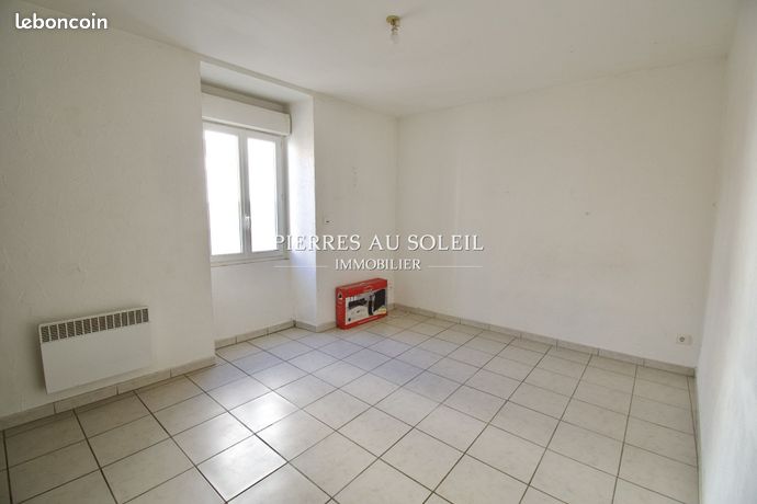 https://img.leboncoin.fr/api/v1/lbcpb1/images/7b/d6/86/7bd6860294f3069aa2ffeb62e99d53239a544324.jpg?rule=ad-image