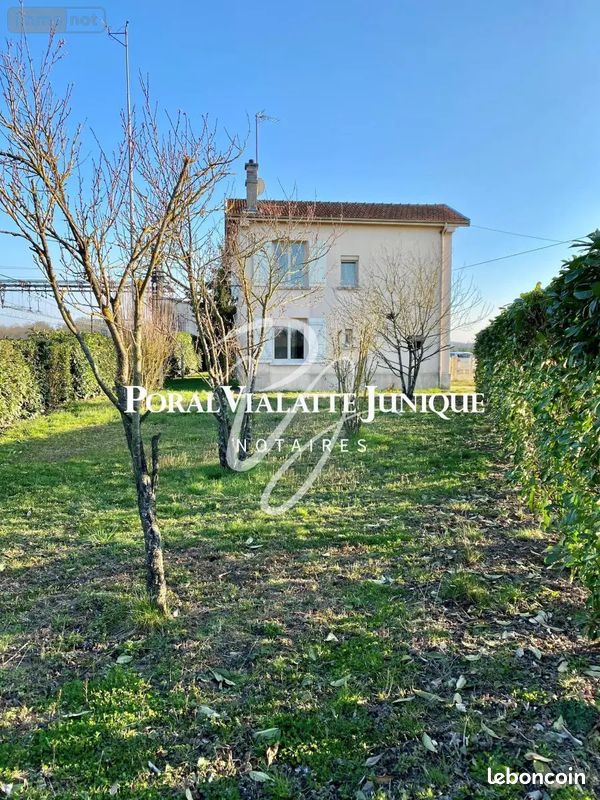 Maison 4 pièces 79 m² · à Saint-Martin-du-Mont · 79 m² · 813 €/mois