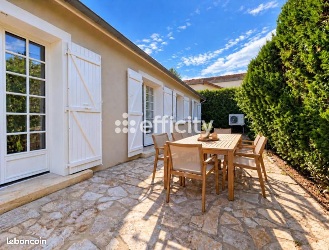Maison 5 pièces 140 m² · à Châtillon · 140 m² · 870 000 €