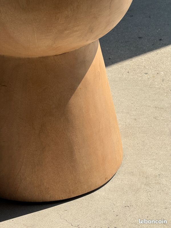 Table d'appoint ou stool plateau demi-sphérique en manguier beige H50 D45 (image 16)