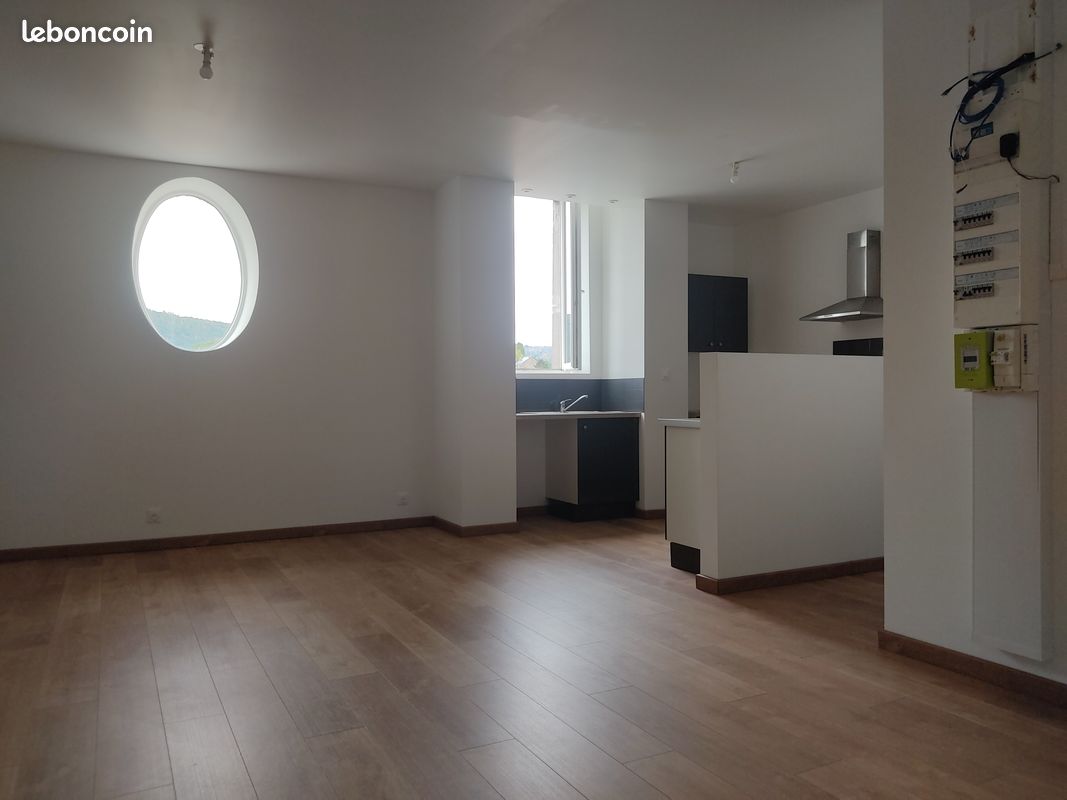 Appartement 3 pièces 80 m² · à Bogny-sur-Meuse · 80 m² · 504 €